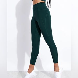Girlfriend collective 25” green leggings